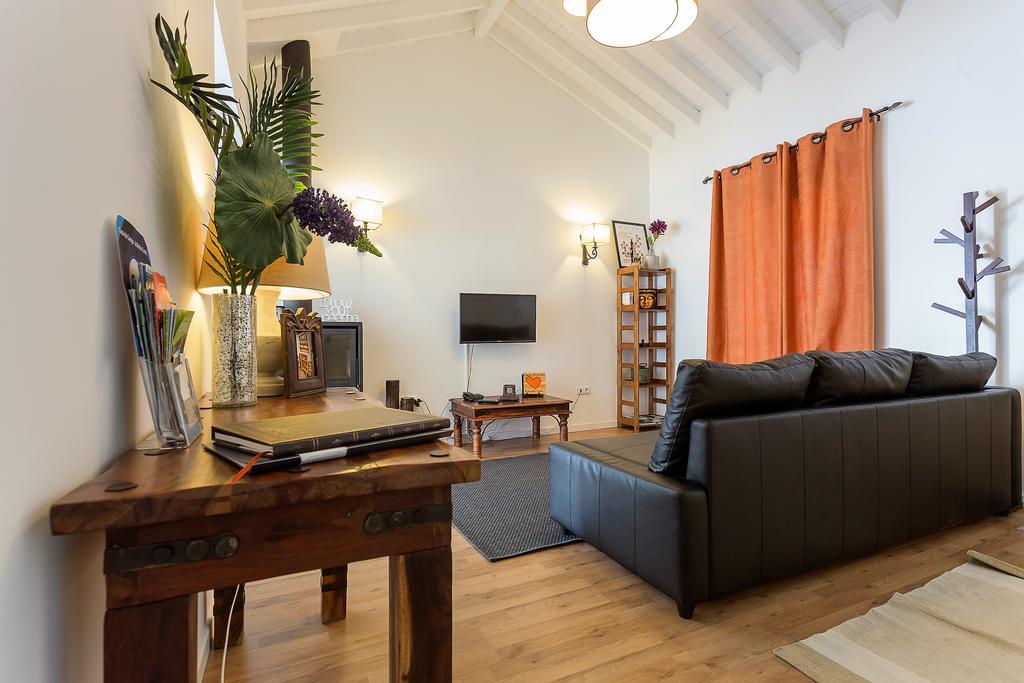 カペラス Casa Do Campo - A Minha Casaヴィラ エクステリア 写真